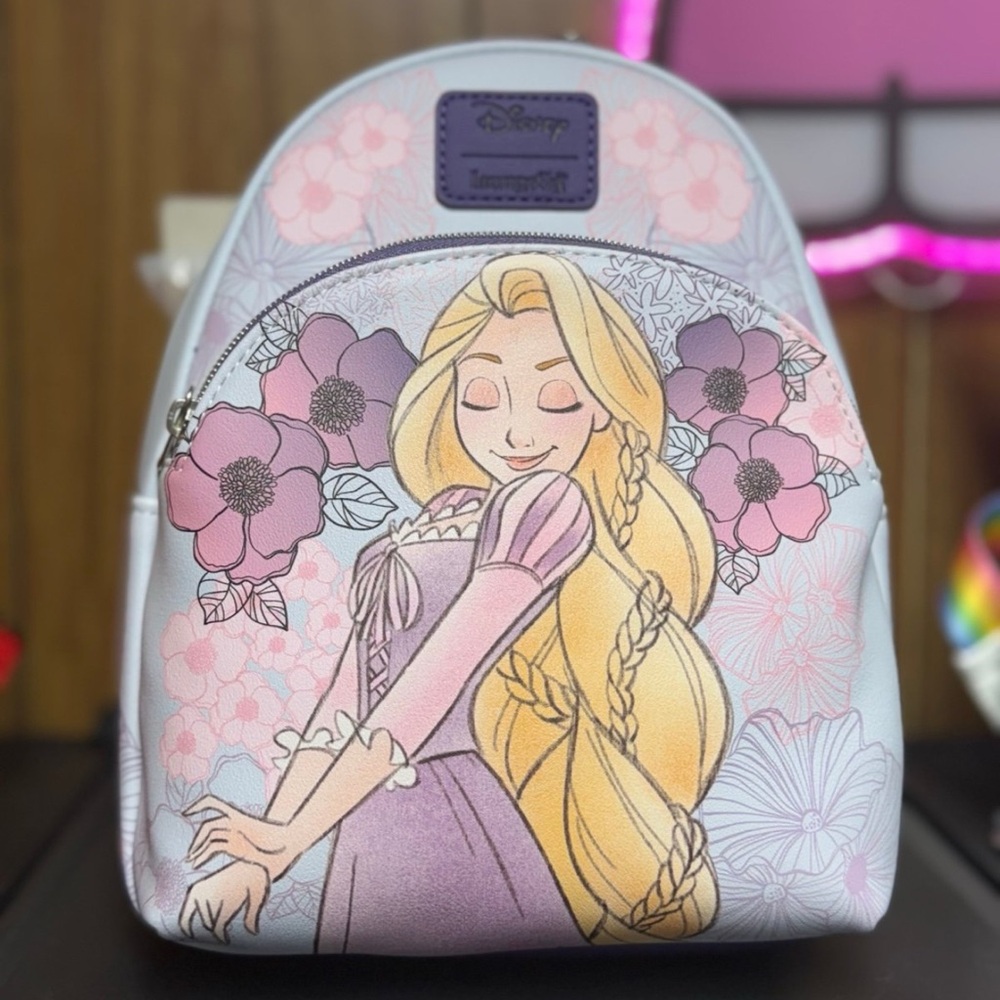 🚨Sold🚨Purple and Pink Backpack